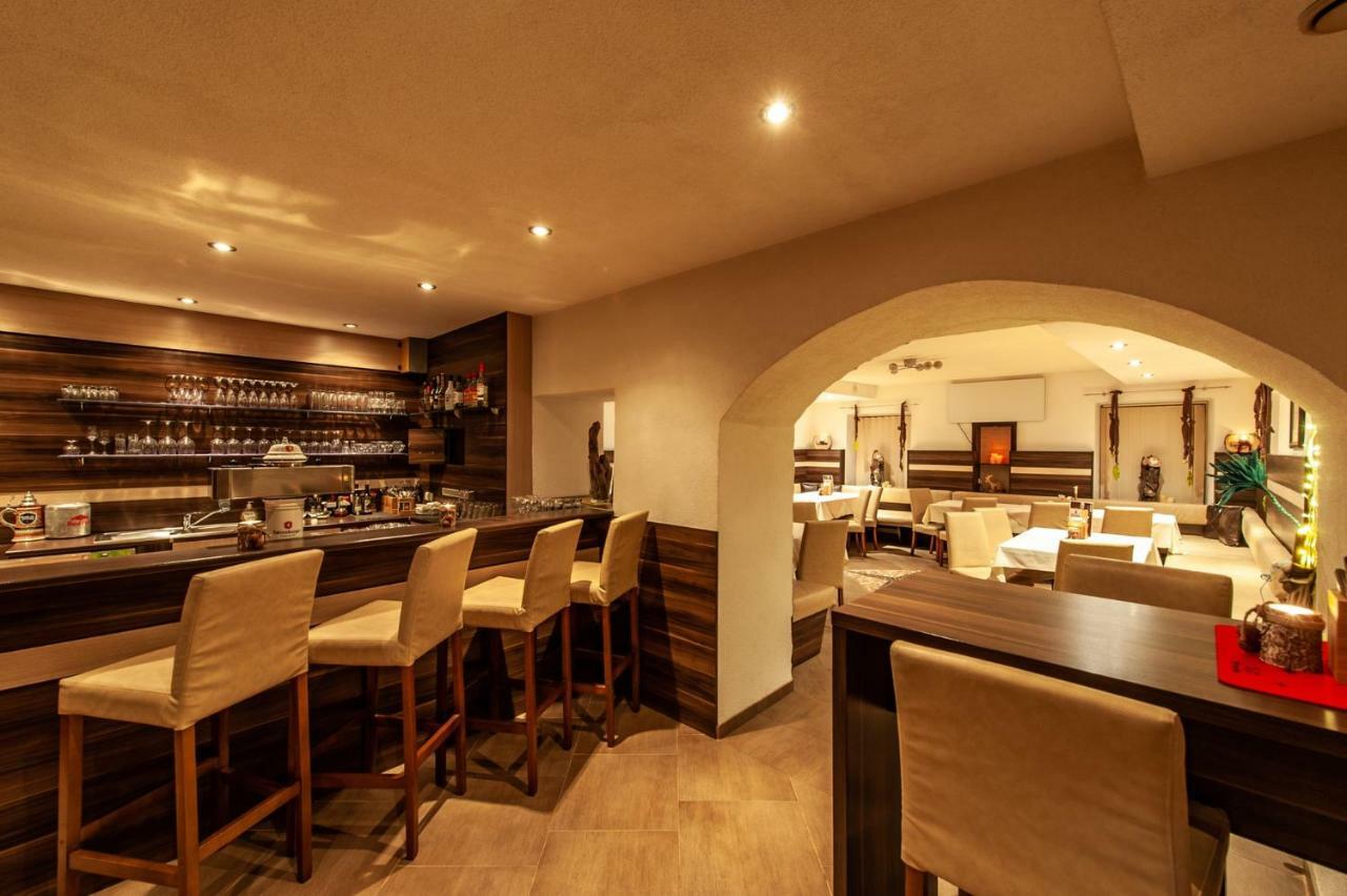 Gasthaus Traube บีเคลบาค ภายนอก รูปภาพ