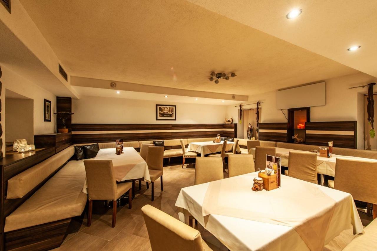 Gasthaus Traube บีเคลบาค ภายนอก รูปภาพ