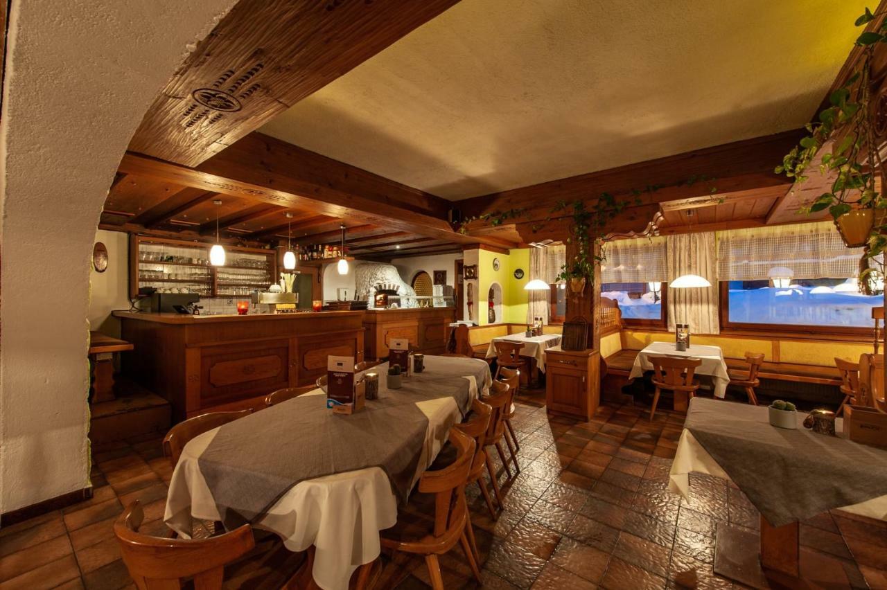Gasthaus Traube บีเคลบาค ภายนอก รูปภาพ